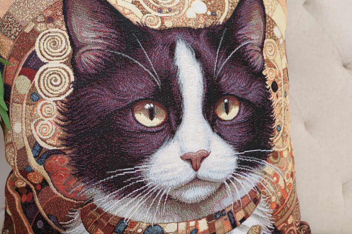 Royal Cat Double-Sided Cushion Cover | 18x18" pillow cover | Tapestry throw pillow | Modern home decor | Cat pillowcase